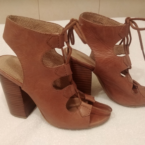 Aldo Shoes - Aldo leather lace up sandals